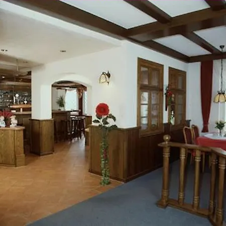 ホテル Zum Alten Brauhaus 3*